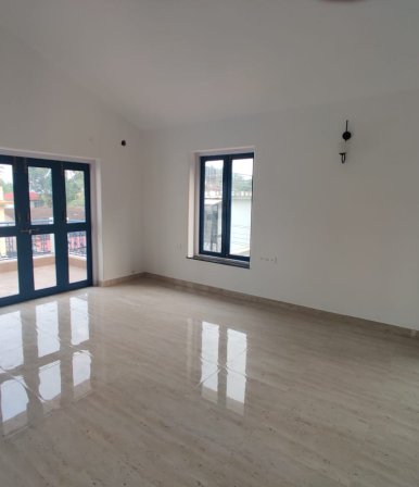 4BHK Villa With Pool Facing Mandovi River Inner Photos