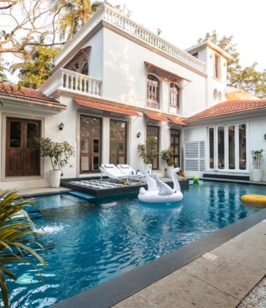 4 BHK Luxury Independent Villa Swimming Pool
